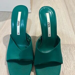 Zara Women's Green Open-Toe Heels
